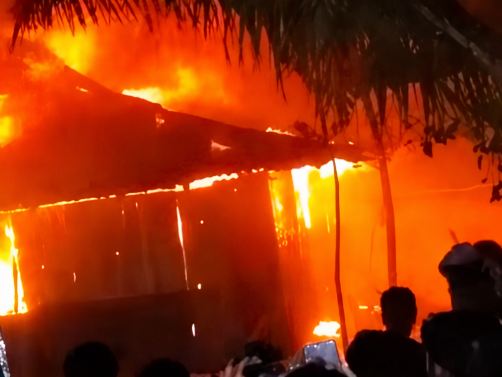 গলাচিপায় অগ্নিকাণ্ডে বসত ঘর ভষ্মিভূত